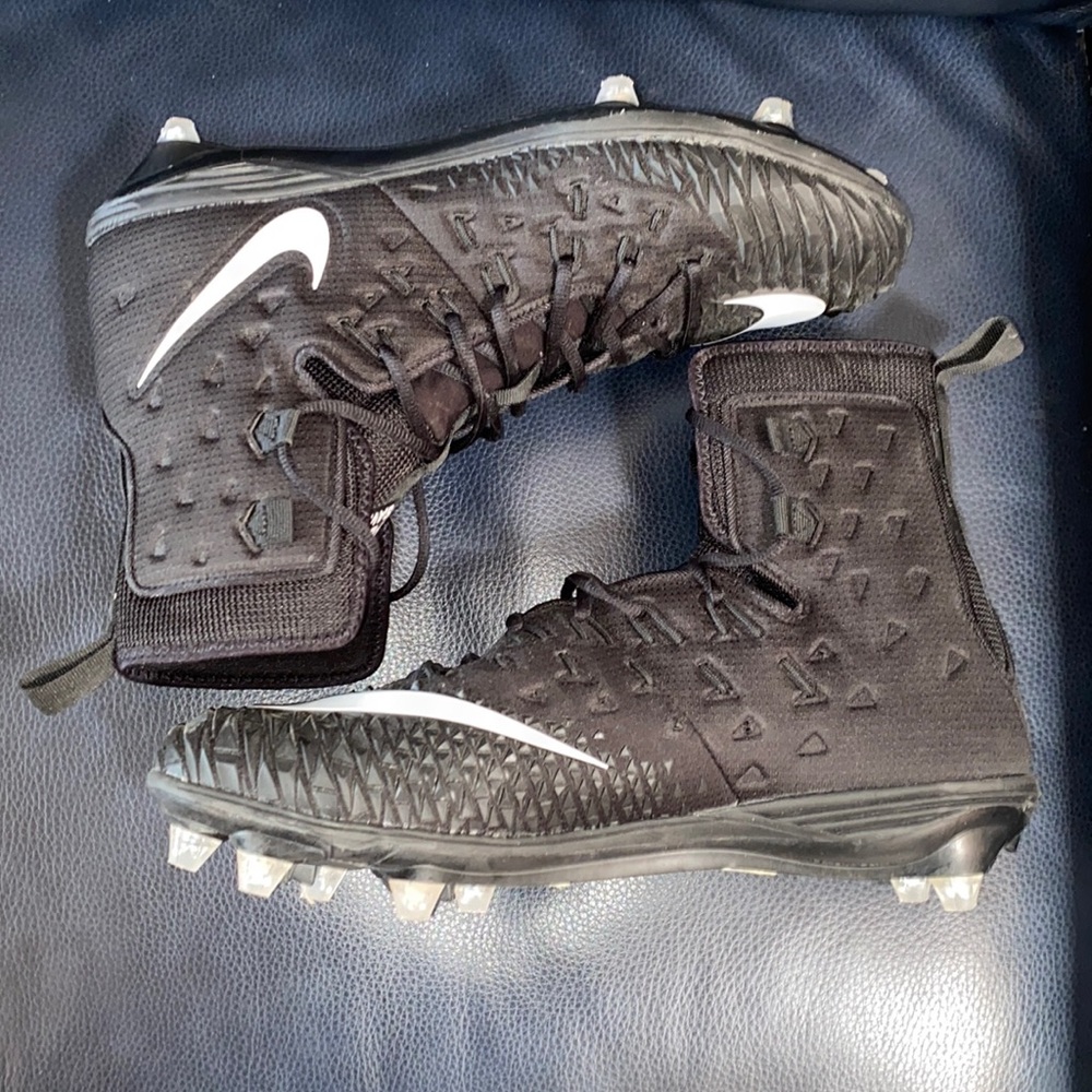 Nike Force Savage Elite TD Cleats